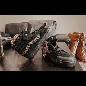 Vans Toddler Hi Sk8 BRAND NEW size 10